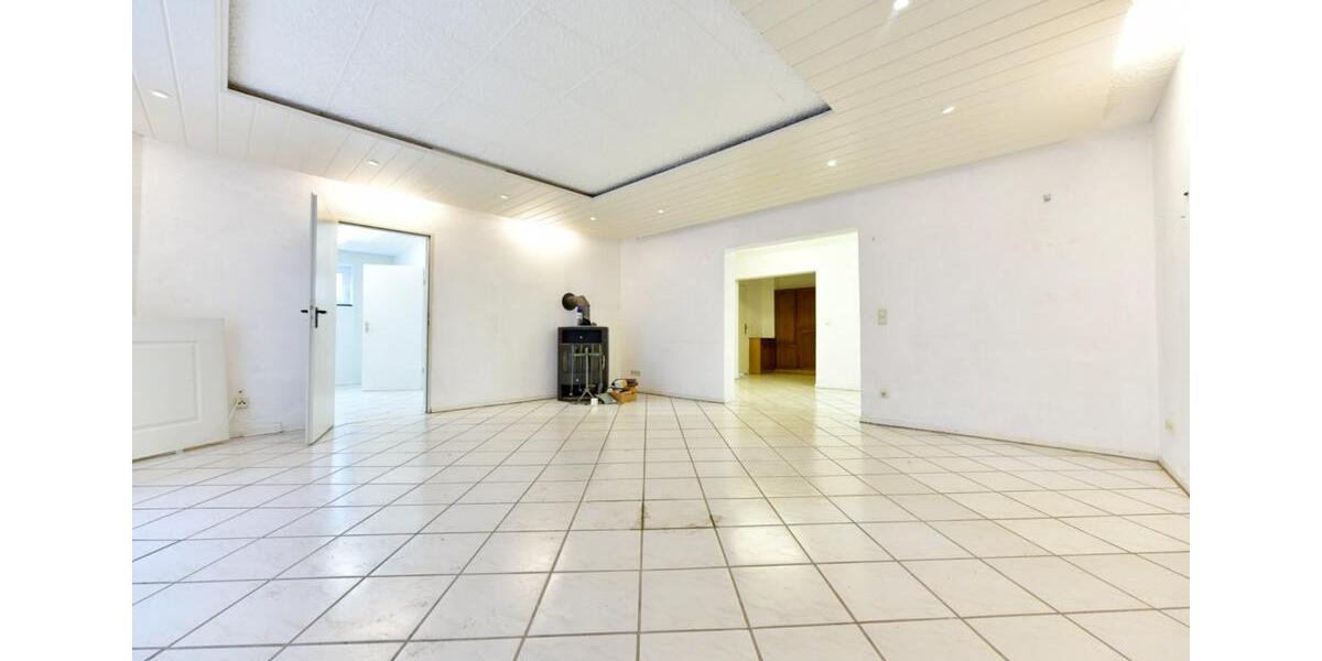 Etagenwohnung Lehrte - 5 Zimmer, 135 m&sup2;, 1.099&euro; | Angebot:25961091