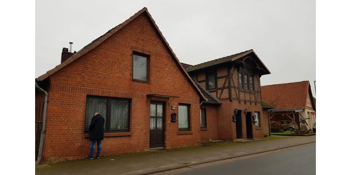 Einfamilienhaus Neustadt am Rübenberge - 10 Zimmer, 250 m&sup2;, 399.000&euro; | Angebot:26931479