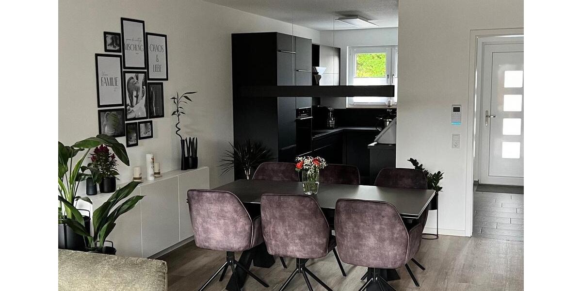 Reihenhaus Bad Münder am Deister - 6 Zimmer, 145 m&sup2;, 1.700&euro; | Angebot:26366784