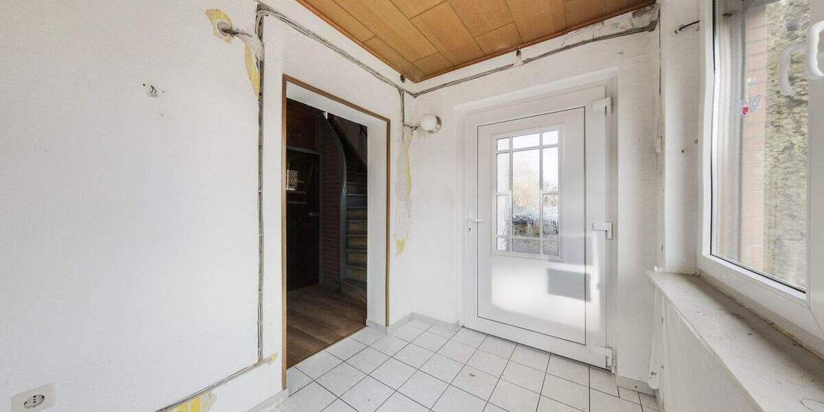 Einfamilienhaus Neustadt Eilvese - 8 Zimmer, 156 m&sup2;, 299.000&euro; | Angebot:25744855