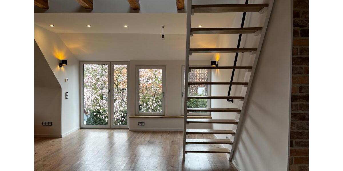 Dachgeschoßwohnung Isernhagen - 2 Zimmer, 88 m&sup2;, 1.280&euro; | Angebot:25658703