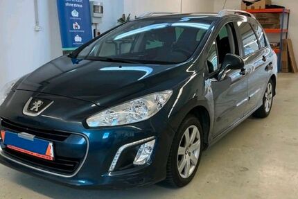 Peugeot 308 127.000 km 3.900 &euro; Hannover 30453