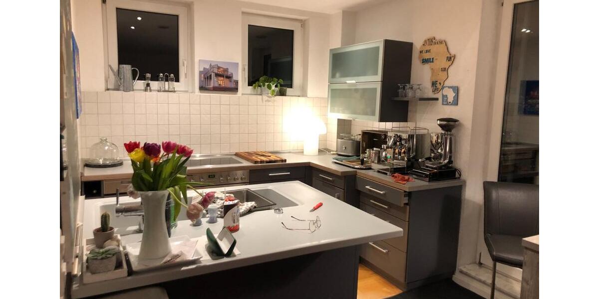 Etagenwohnung Langenhagen - 5 Zimmer, 185 m&sup2;, 1.950&euro; | Angebot:24594219