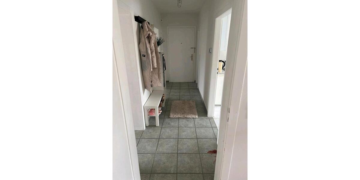 Etagenwohnung Seelze - 3 Zimmer, 65 m&sup2;, 610&euro; | Angebot:25865595