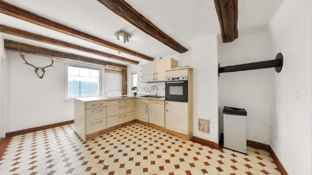 Einfamilienhaus Springe Gestorf - 8 Zimmer, 180 m&sup2;, 385.000&euro; | Angebot:25687127