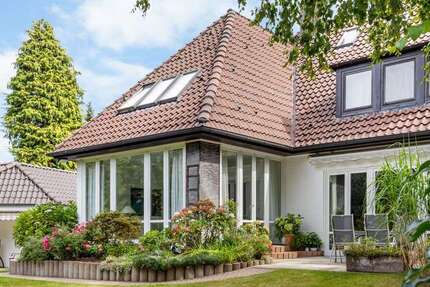 Haus Stadthagen - 6 Zimmer, 225 m&sup2;, 695.000&euro; | Angebot:27518296