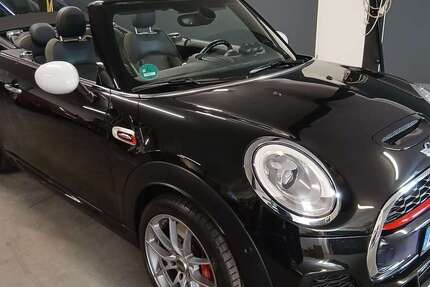 Mini John Cooper Works Cabrio 90.000 km 23.499 &euro; Isernhagen 30916