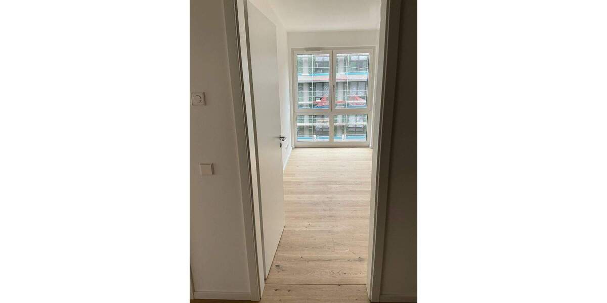 Etagenwohnung Hannover Döhren - 5 Zimmer, 140 m&sup2;, 1.990&euro; | Angebot:25677108