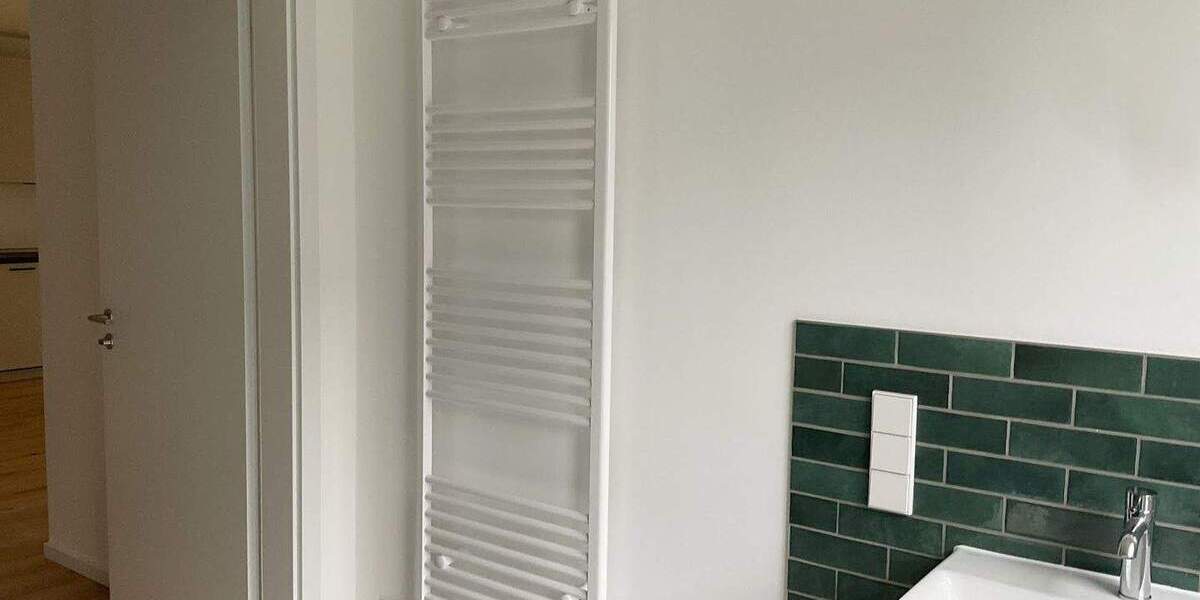 Etagenwohnung Hannover Döhren - 4 Zimmer, 125 m&sup2;, 1.750&euro; | Angebot:25665171