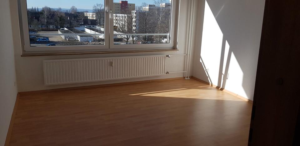 Etagenwohnung Laatzen - 2 Zimmer, 58 m&sup2;, 650&euro; | Angebot:26380880