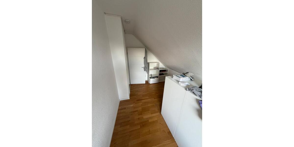 Dachgeschoßwohnung Bad Nenndorf - 3 Zimmer, 99 m&sup2;, 245.000&euro; | Angebot:26983090