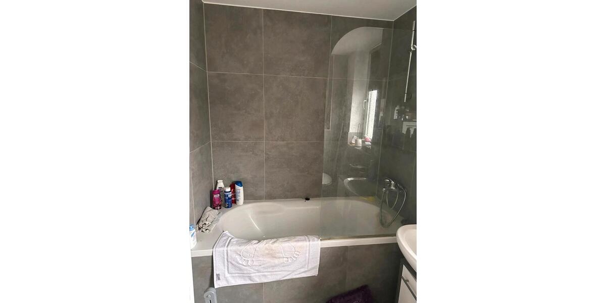 Erdgeschoßwohnung Sachsenhagen - 3 Zimmer, 80 m&sup2;, 700&euro; | Angebot:24869848