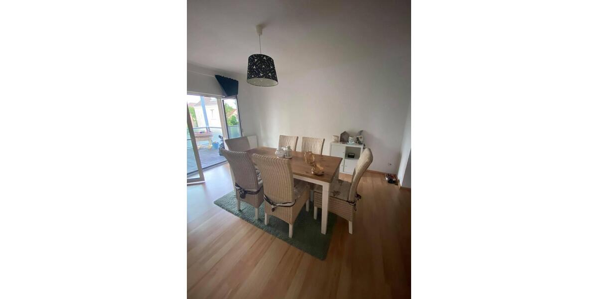 Etagenwohnung Langenhagen Brink - 2 Zimmer, 90 m&sup2;, 1.150&euro; | Angebot:26163162