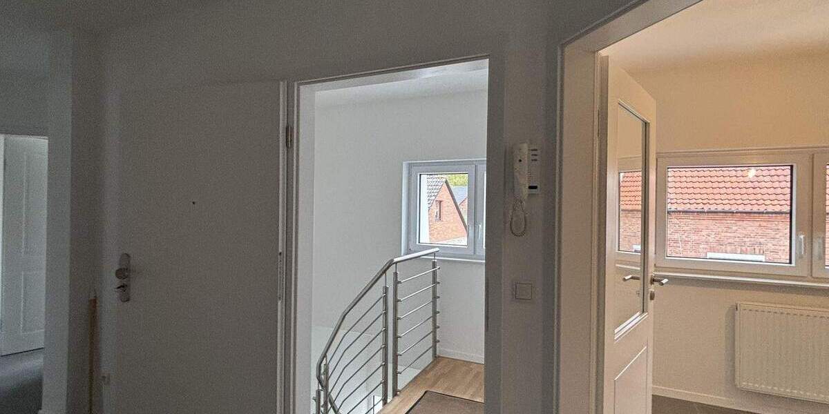 Mehrfamilienhaus, Wohnhaus Lehrte Hämelerwald - 8 Zimmer, 271 m&sup2;, 890.000&euro; | Angebot:25671877