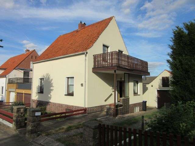 Einfamilienhaus Barsinghausen - 11 Zimmer, 228 m&sup2;, 390.000&euro; | Angebot:25127214
