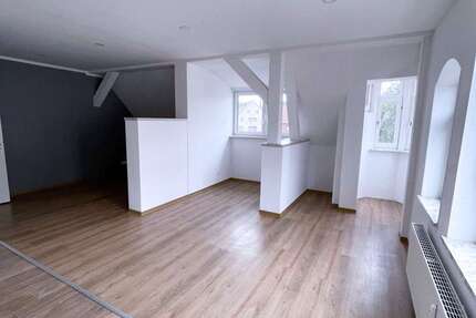 Wohnung Apelern - 3 Zimmer, 120 m&sup2;, 1.000&euro; | Angebot:27185125