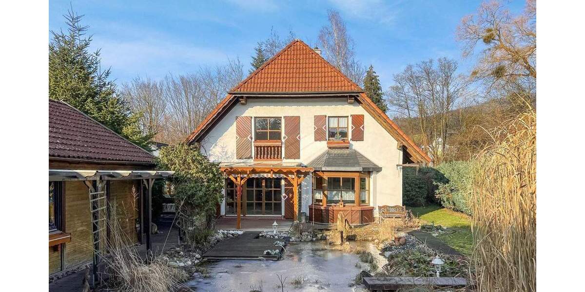 Einfamilienhaus Bad Münder Nienstedt - 8 Zimmer, 231 m&sup2;, 385.000&euro; | Angebot:25744144