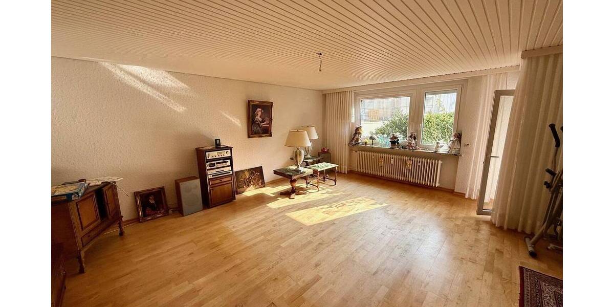 Etagenwohnung Hannover Nordstadt - 3 Zimmer, 98 m&sup2;, 285.000&euro; | Angebot:26065251