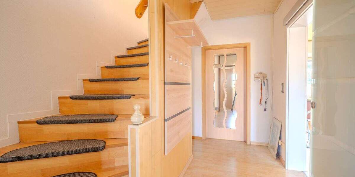 Reihenendhaus Sehnde Bolzum - 4 Zimmer, 130 m&sup2;, 315.000&euro; | Angebot:25671919
