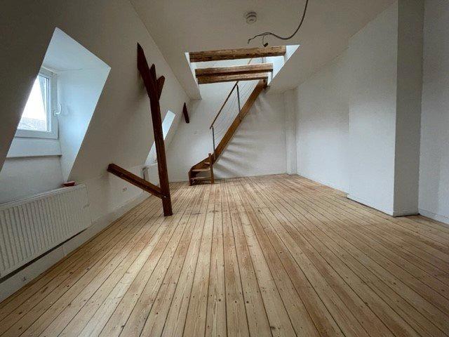 Maisonettenwohnung Hannover Buchholz-Kleefeld - 4 Zimmer, 127 m&sup2;, 1.498&euro; | Angebot:26423543