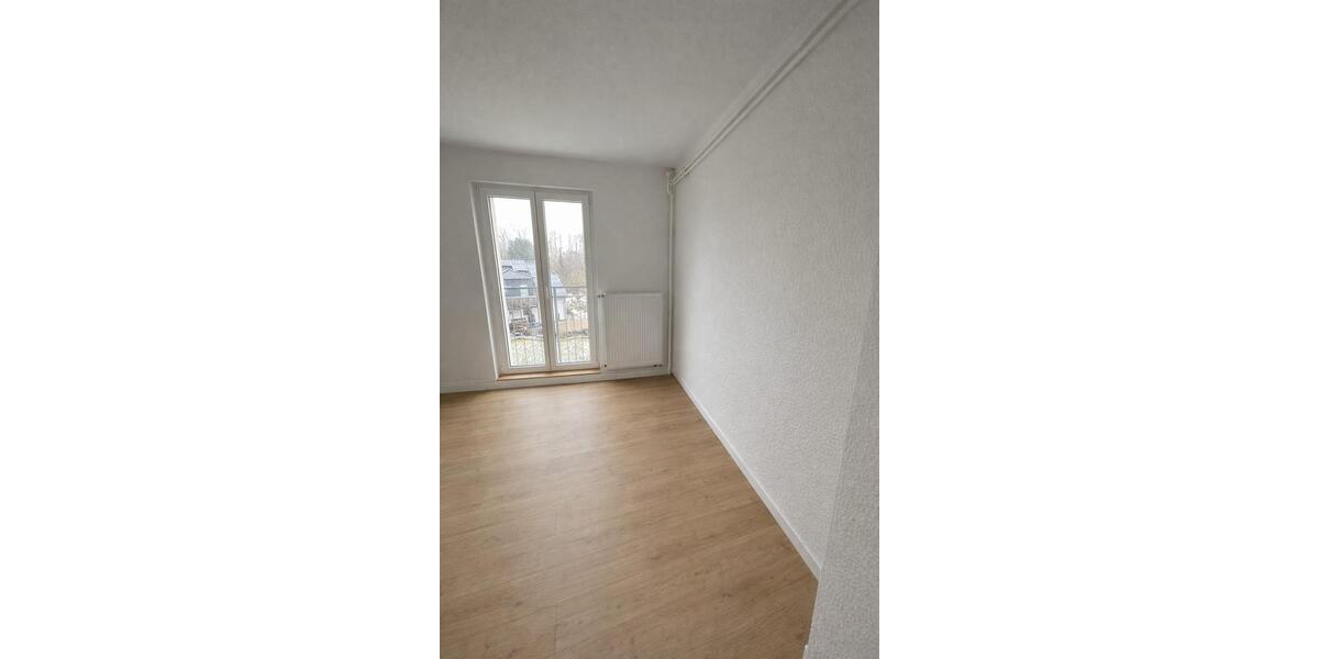 Dachgeschoßwohnung Pattensen - 3.5 Zimmer, 89 m&sup2;, 1.065&euro; | Angebot:26349682