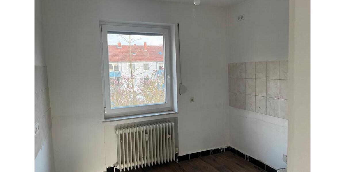 Etagenwohnung Lehrte - 3 Zimmer, 82 m&sup2;, 1.000&euro; | Angebot:25640691