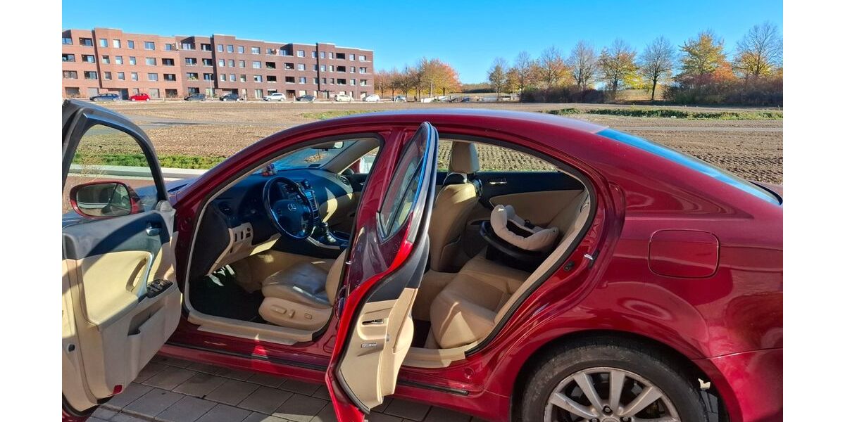 Lexus IS 220 263.855 km 4.500 &euro; Hannover 30539