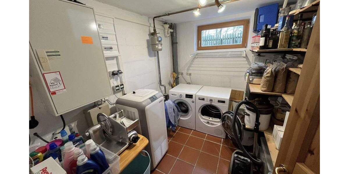 Einfamilienhaus Sehnde Wehmingen - 9 Zimmer, 268 m&sup2;, 625.000&euro; | Angebot:25747708