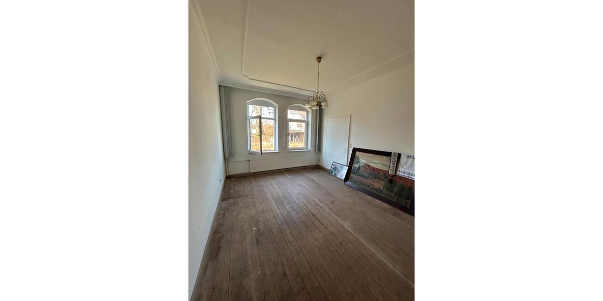 Bauernhaus, Landhaus Bad Nenndorf - 8 Zimmer, 360 m&sup2;, 280.000&euro; | Angebot:27131246