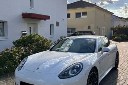 Porsche Panamera 129.452 km 34.999 &euro; Hannover 30457