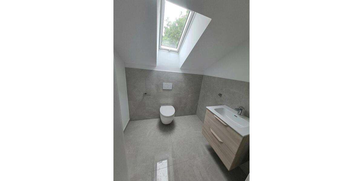 Maisonettenwohnung Garbsen Berenbostel - 5 Zimmer, 160 m&sup2;, 1.640&euro; | Angebot:25995468