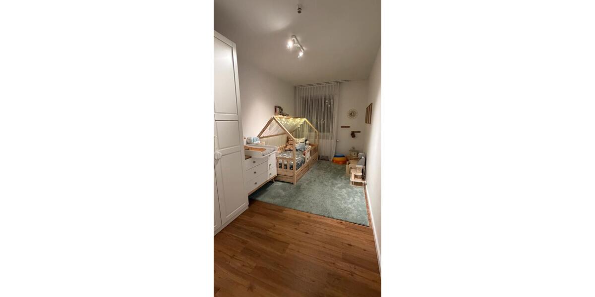 Etagenwohnung Hannover Vahrenwald-List - 4 Zimmer, 105 m&sup2;, 1.641&euro; | Angebot:25963618