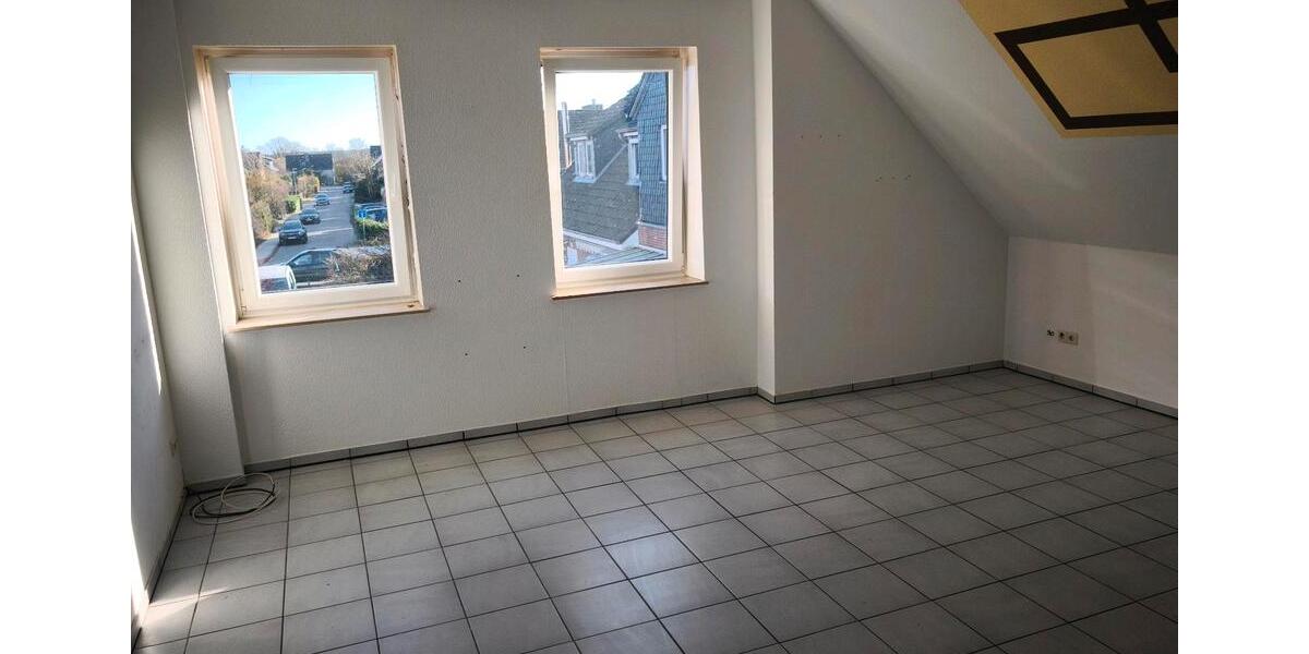 Dachgeschoßwohnung Neustadt am Rübenberge - 5 Zimmer, 115 m&sup2;, 975&euro; | Angebot:25351148