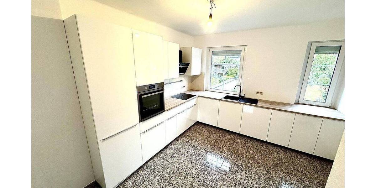 Etagenwohnung Lehrte - 3 Zimmer, 75 m&sup2;, 760&euro; | Angebot:26819966