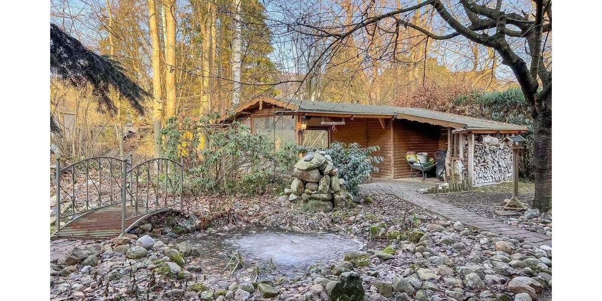 Einfamilienhaus Bad Münder Nienstedt - 8 Zimmer, 231 m&sup2;, 385.000&euro; | Angebot:25744144