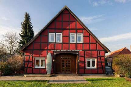 Haus Neustadt am Rübenberge - 8 Zimmer, 277 m&sup2;, 299.000&euro; | Angebot:25383810