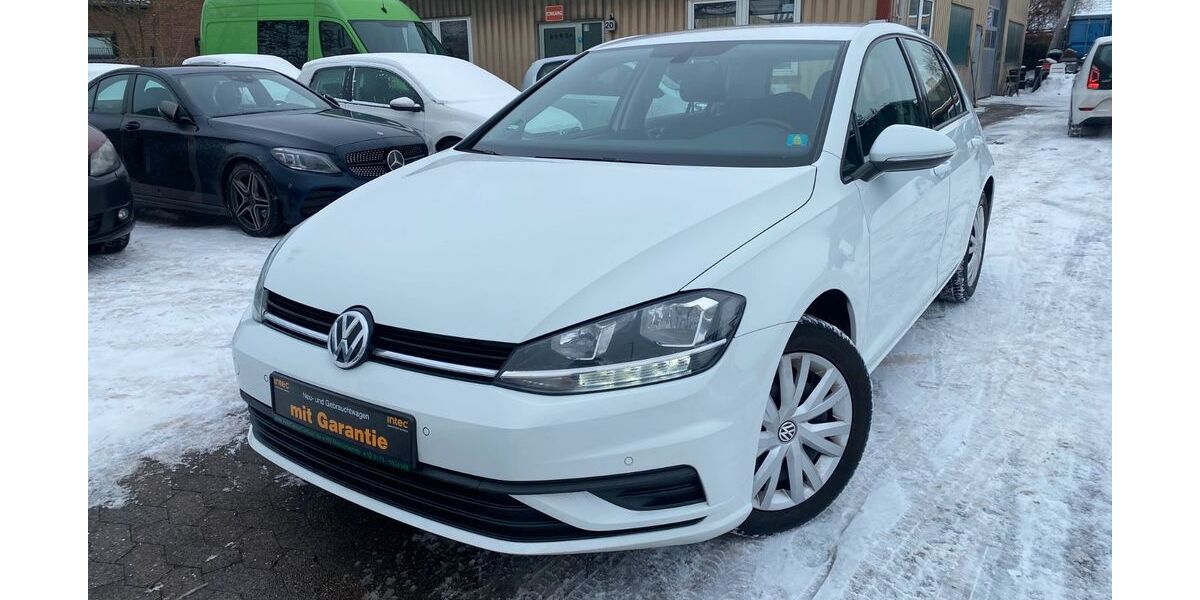 VW Golf 104.638 km 10.300 &euro; Garbsen 30827