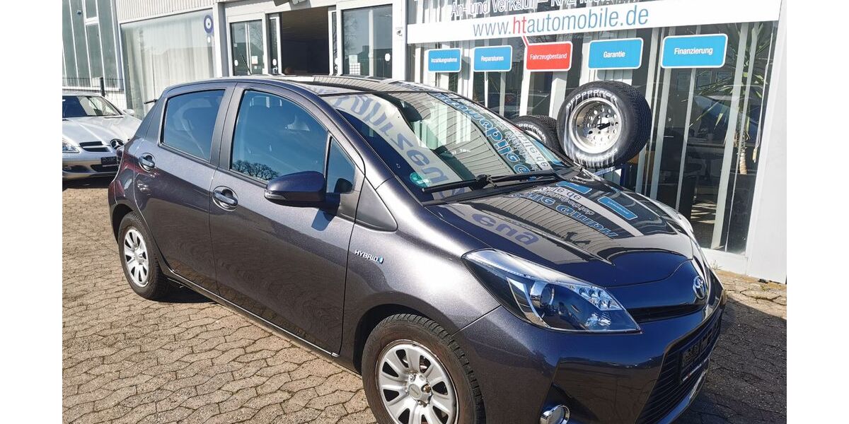 Toyota Yaris 95.900 km 9.900 &euro; Garbsen 30827