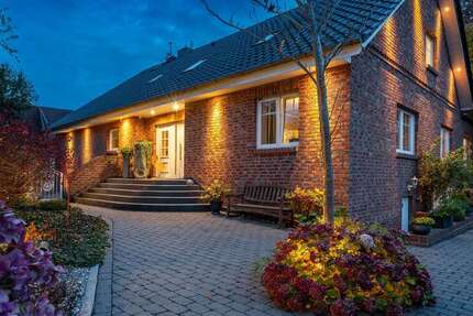 Haus Neustadt am Rübenberge - 7 Zimmer, 270 m&sup2;, 1.299.000&euro; | Angebot:25458643