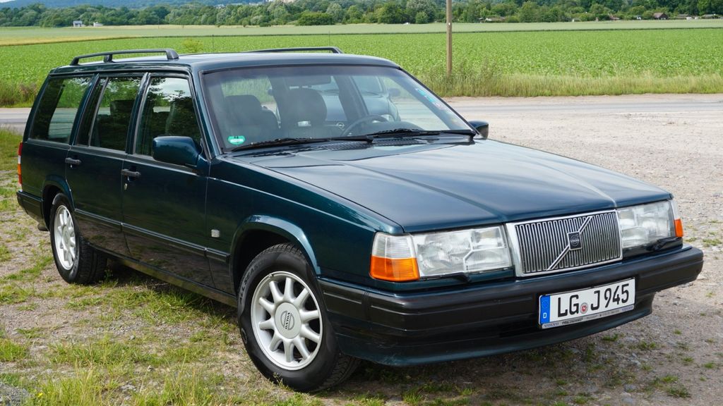 Volvo 945 351.000 km 8.900 &euro; Hannover 30161