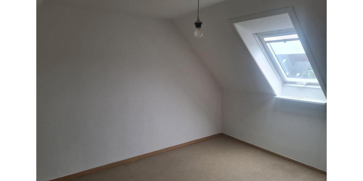 Etagenwohnung Stadthagen - 3 Zimmer, 81 m&sup2;, 129.000&euro; | Angebot:26025547