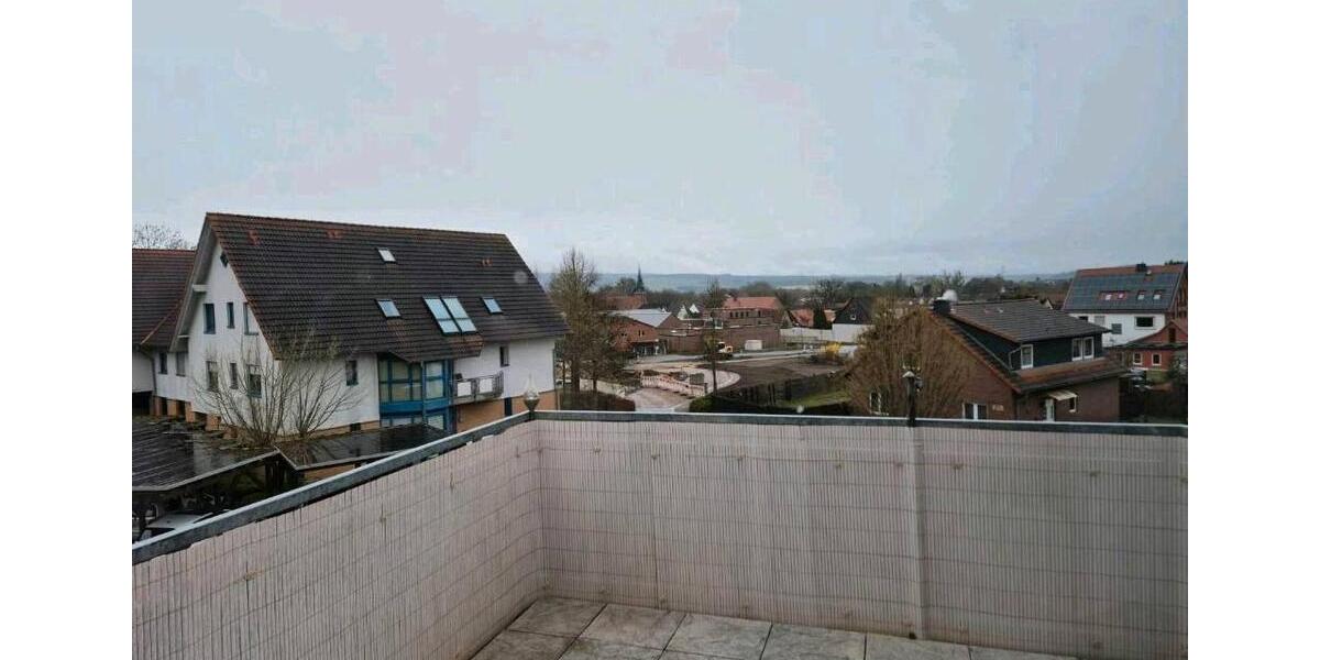 Dachgeschoßwohnung Lauenau - 4 Zimmer, 93 m&sup2;, 275.000&euro; | Angebot:25880930