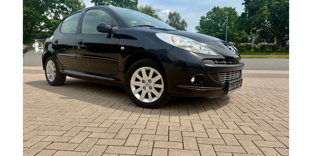 Peugeot 206 85.000 km 2.999 &euro; Hannover 30179