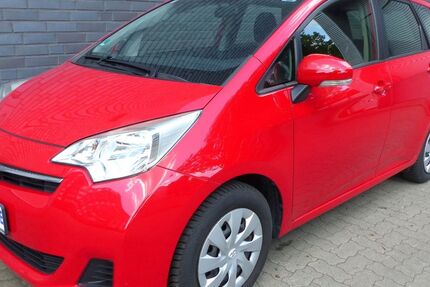 Toyota Verso-S 88.000 km 9.990 &euro; Hannover 30179