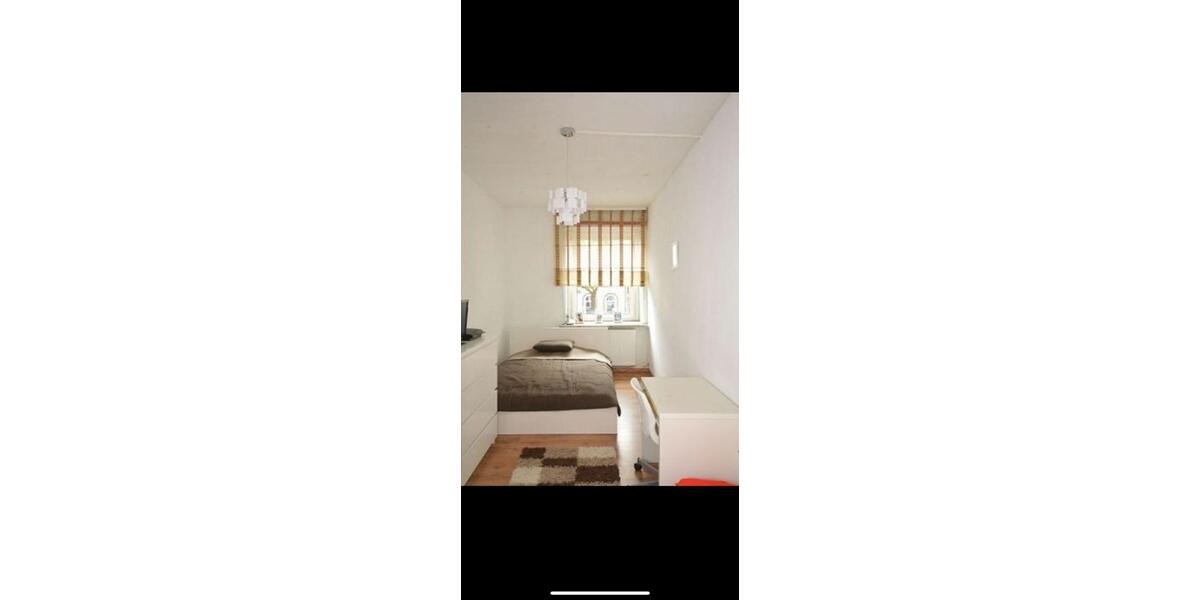 Etagenwohnung Hannover Vahrenwald-List - 3 Zimmer, 93 m&sup2;, 1.350&euro; | Angebot:26412404