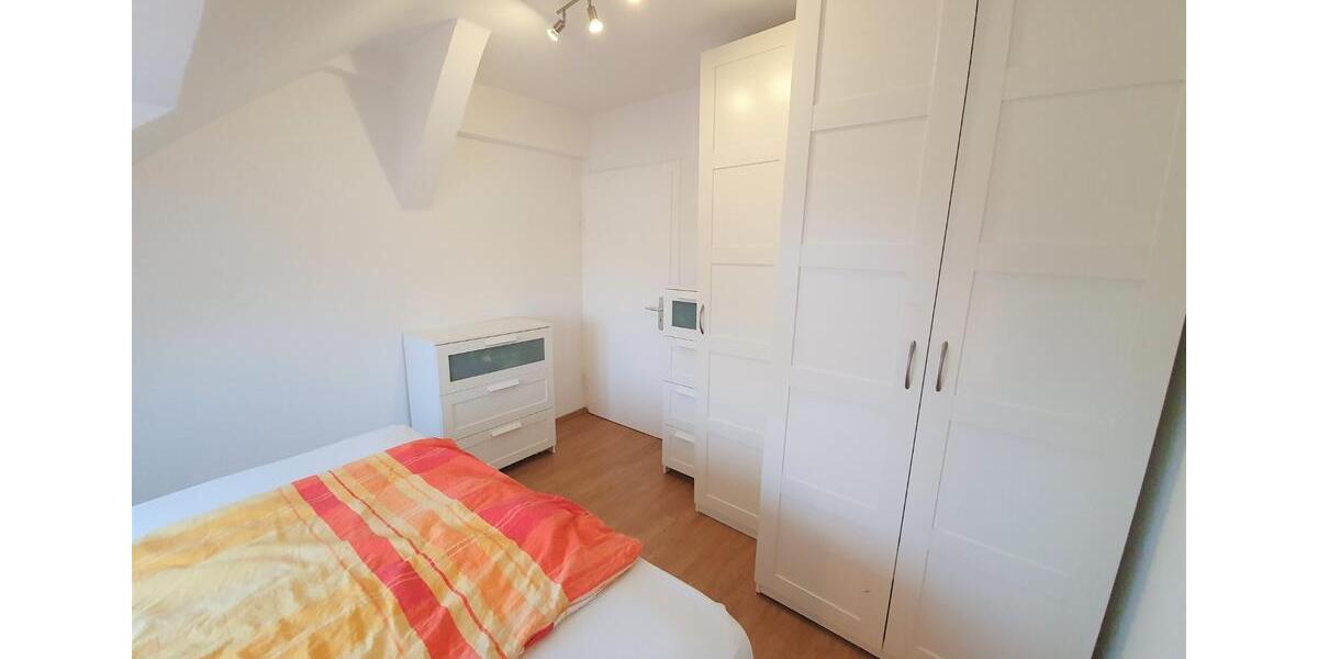 Dachgeschoßwohnung Hannover Vahrenwald-List - 2.5 Zimmer, 55 m&sup2;, 788&euro; | Angebot:25919885