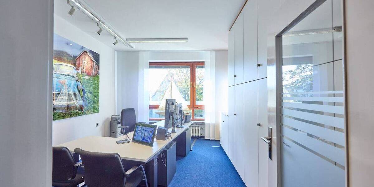 Einfamilienhaus Langenhagen Alt-Langenhagen - 8 Zimmer, 360 m&sup2;, 850.000&euro; | Angebot:26695119
