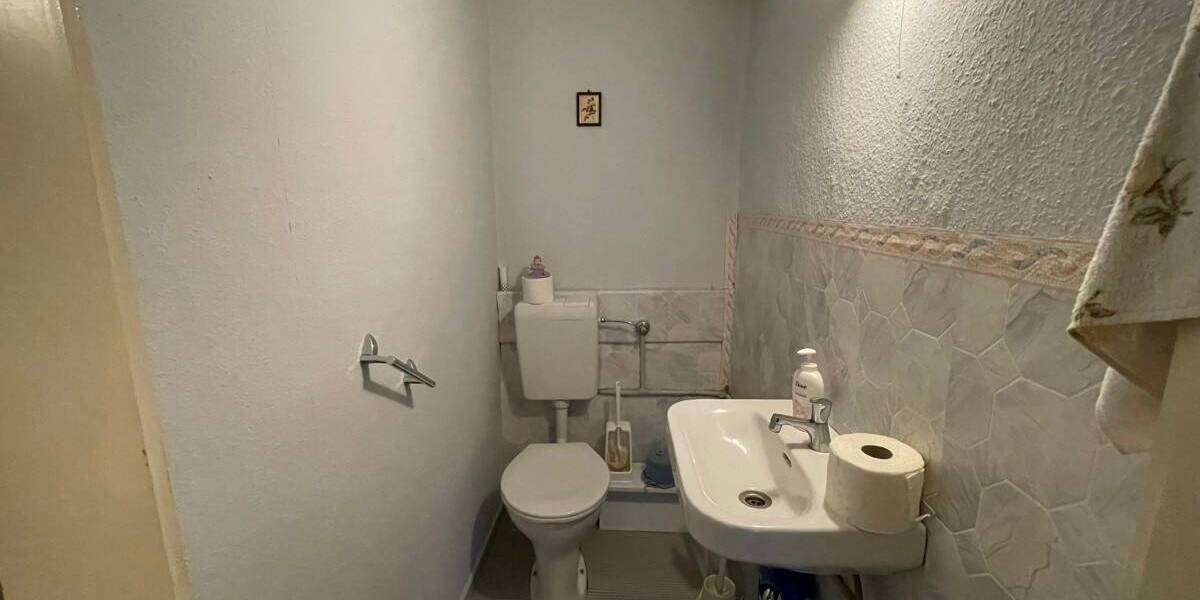 Einfamilienhaus Laatzen Laatzen-Mitte - 7 Zimmer, 130 m&sup2;, 450.000&euro; | Angebot:25727222