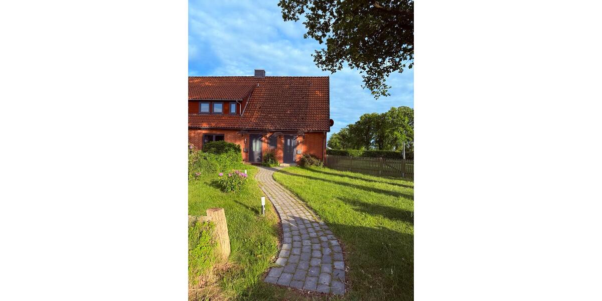 Dachgeschoßwohnung Schwarmstedt - 3 Zimmer, 66 m&sup2;, 480&euro; | Angebot:25946913