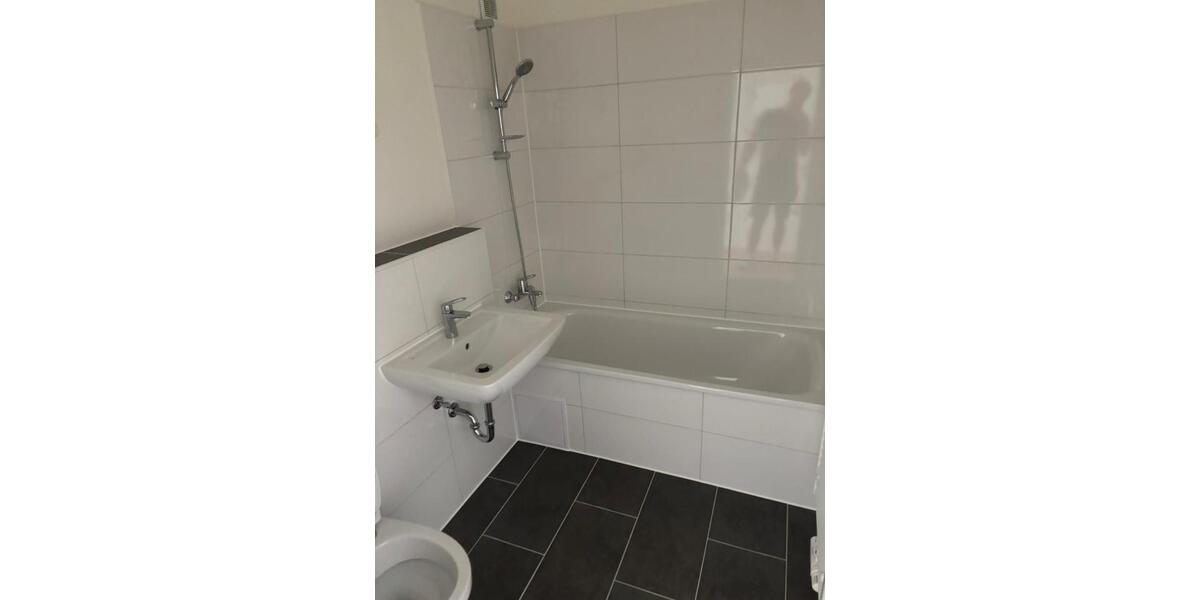 Etagenwohnung Laatzen - 2 Zimmer, 52 m&sup2;, 428&euro; | Angebot:25855439